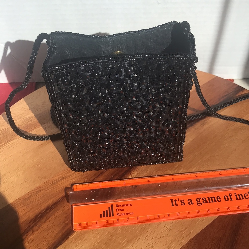 Black sequin beaded crossbody evening bag - Picture 6 of 9
